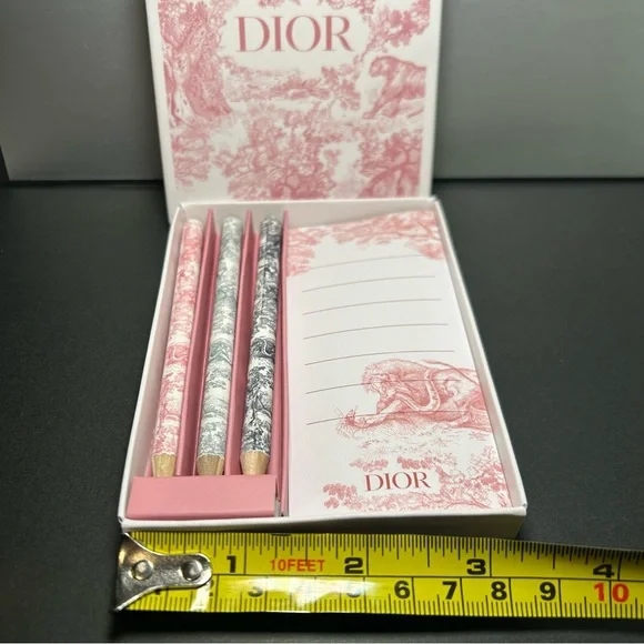Dior Notepad Set - Picture 5 of 8